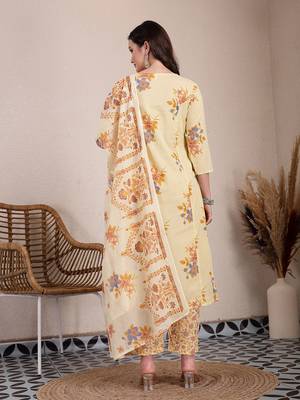 yellow pure cotton a-line pleated kurta dupatta pant set 3