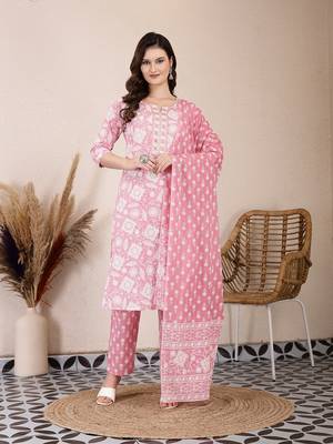 pink ethnic motifs print straight kurta trouser dupatta set 1