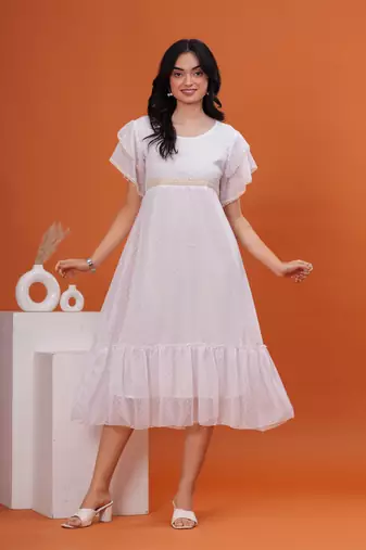 Women georgette fabric white color round neck calf length 1/4 or short sleeve dress