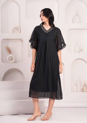 Women georgette fabric black color v neck calf length half sleeve dress 3