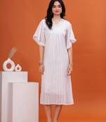 Women georgette fabric white color v neck calf length half sleeve dress