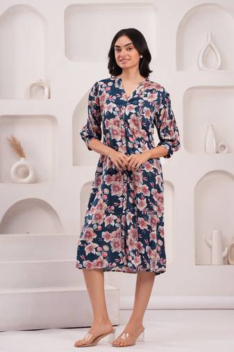 Women crepe fabric blue color mandrian neck below knee length 3/4 sleeve dress