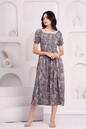Women crepe fabric blackwhite camouflage print color u neck neck full length half sleevedress