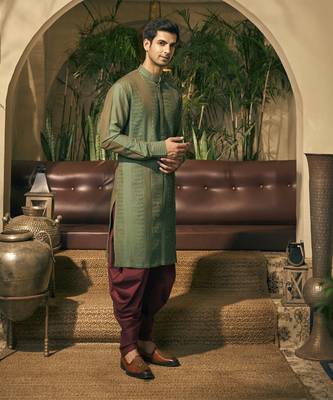 Green stitch detailing cotton silk kurta pajama 4