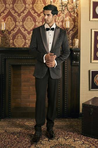 Black embroidery velvet tuxedo