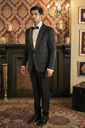 Black embroidery velvet tuxedo