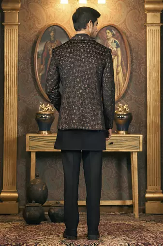Black embroidery velvet Kurta Jacket Set