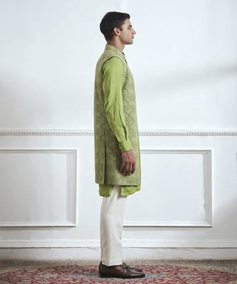 Green embroidered cotton kurta jacket set 4