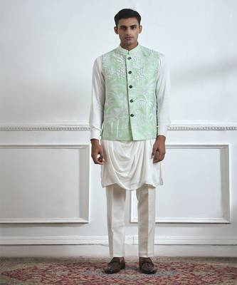 Green hand woven cotton kurta jacket set 1
