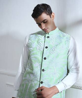 Green hand woven cotton kurta jacket set 4