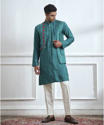 Green embroidered cotton kurta pajama 1