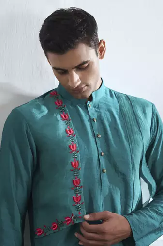 Green embroidered cotton kurta pajama