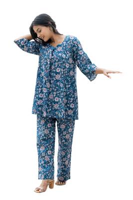 Blue box pleated all over printed cotton co-ord set 2