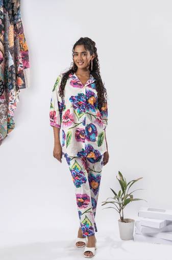 White printed cotton half-buttoned co-ord set