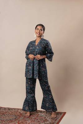 Black printed cotton flared co-ord set 1