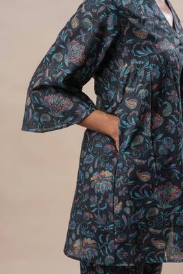Black printed cotton flared co-ord set 5