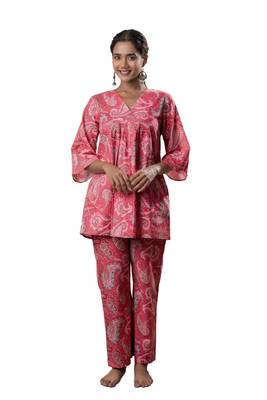 Pink printed cotton a-line flared co-ord set 2