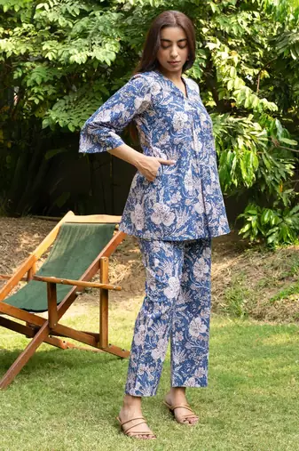 blue v-neck pure cotton flared coord set