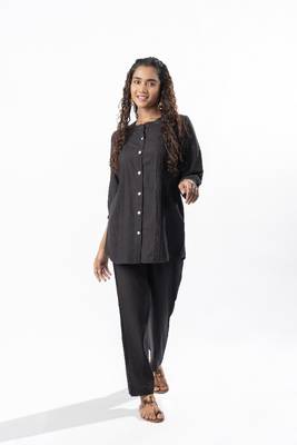 Black pleated band collar co-ord set 2