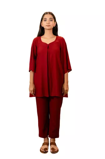 Maroon box pleated co-ord set