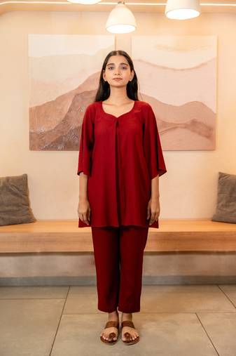 Maroon box pleated co-ord set