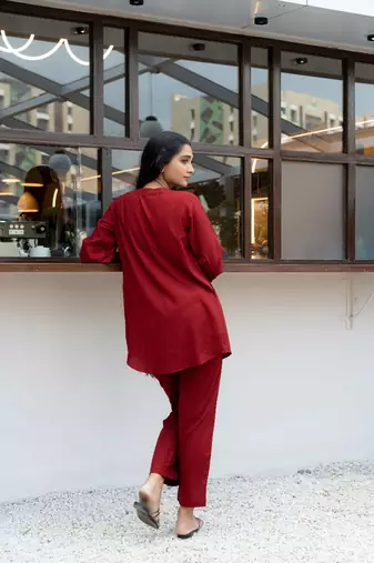 Maroon pleated band collar co-ord set