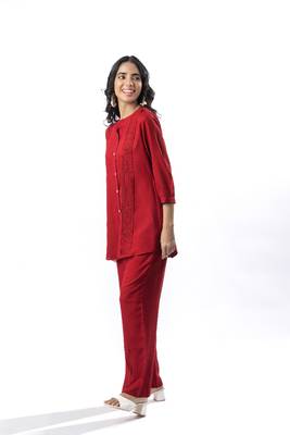 Maroon pleated band collar co-ord set 2