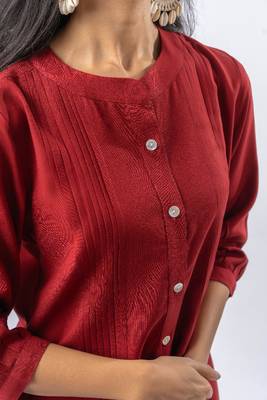 Maroon pleated band collar co-ord set 3