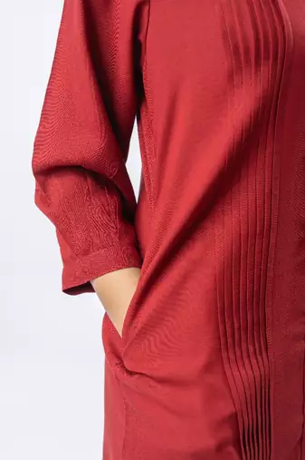 Maroon pleated band collar co-ord set