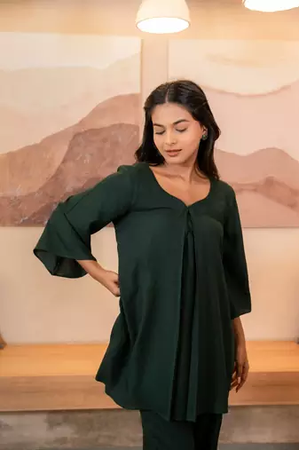 Green pleated band collar co-ord set