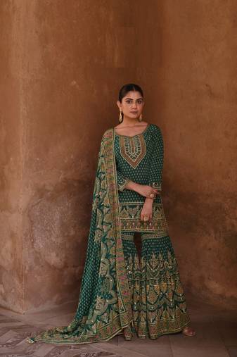 Green embroidered crepe Semi-Salwar Suit