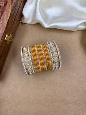 Haldi lux velvet bangle set for women 3