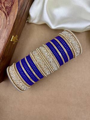 Jamli  lux velvet bangle set for women 2