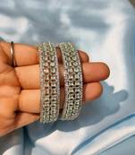 zircon light gold bangle set