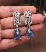 Chic blue color fashion earrings