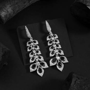 Midnight black color fashion earrings 1