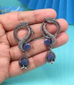 Sapphire blue color fashion earrings
