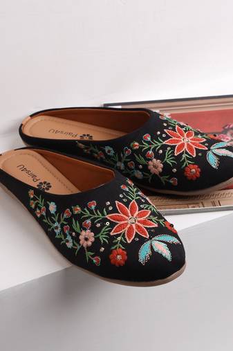 women's mojari jutti ethnic punjabi juttis traditional flat embroidered canvas fancy bellies for womens & girls
