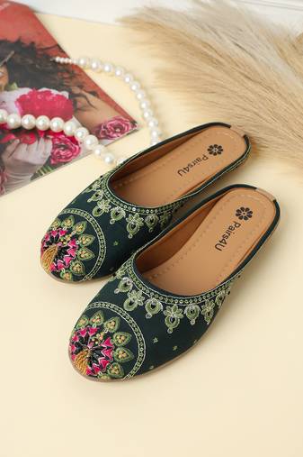 women's mojari jutti ethnic punjabi juttis traditional flat embroidered canvas fancy bellies for womens & girls
