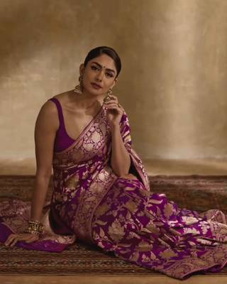 Purple Art Banarasi Silk Saree With unstitched Blouse 3