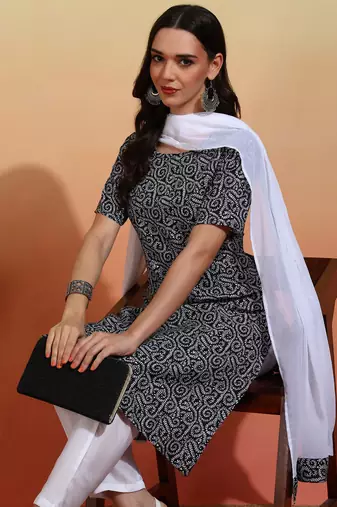 Elegant black crepe printed festive salwar kameez