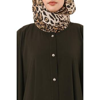 Olive front open kaftan with fashionable buttons 2