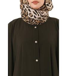 Olive front open kaftan with fashionable buttons