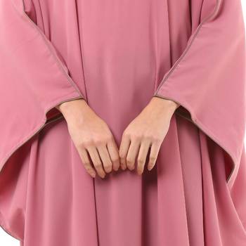 Pink kaftan with fashionable buttons 3