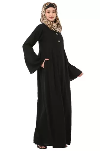 Black pleated sleeves daily wear abaya