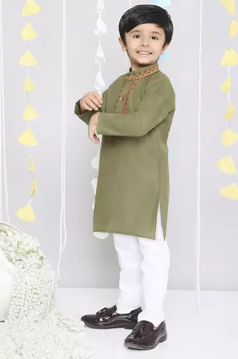 Green embroidered cotton kurta pyjama set