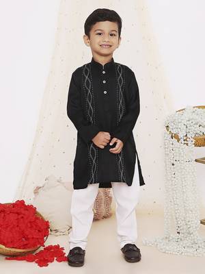 Black embroidered silk kurta pyjama set 1