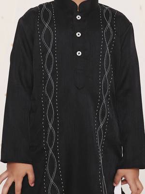 Black embroidered silk kurta pyjama set 4