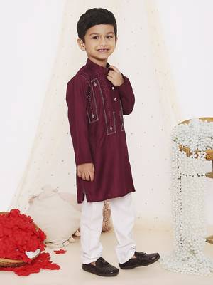 Wine embroidered silk kurta pyjama set 3