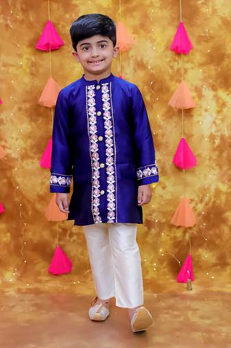Blue embroidered taffeta sherwani set
